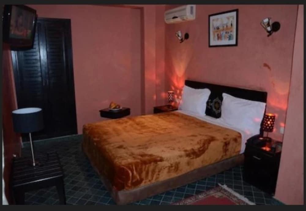 Hotel Texuda Рабат Екстериор снимка